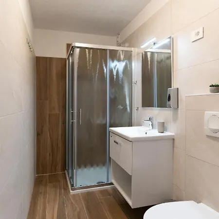 Tramontana And Maestral * Izola