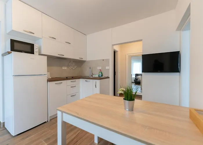 דירה Tramontana And Maestral *